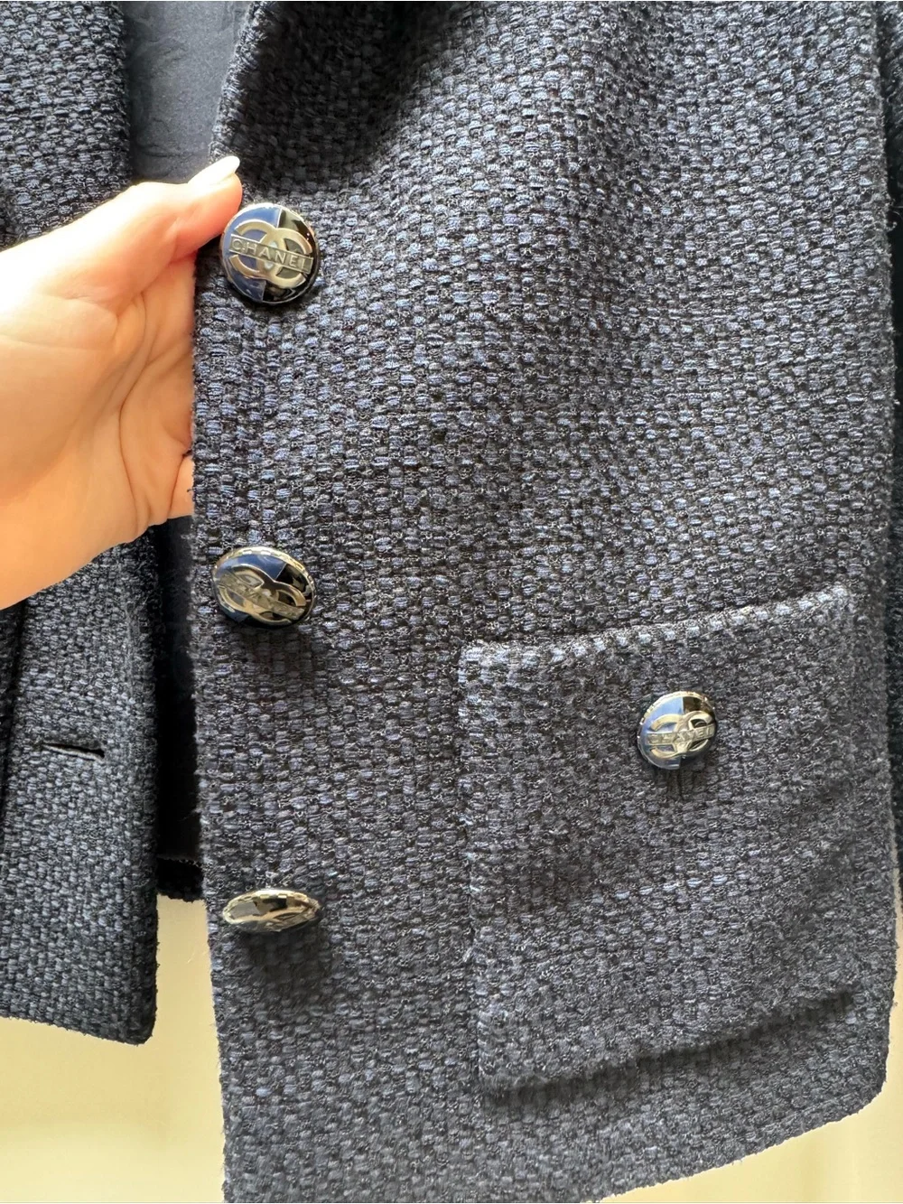 CHANEL Navy Textured Tweed Blazer Jacket CC Logo Buttons FR 38 US 6